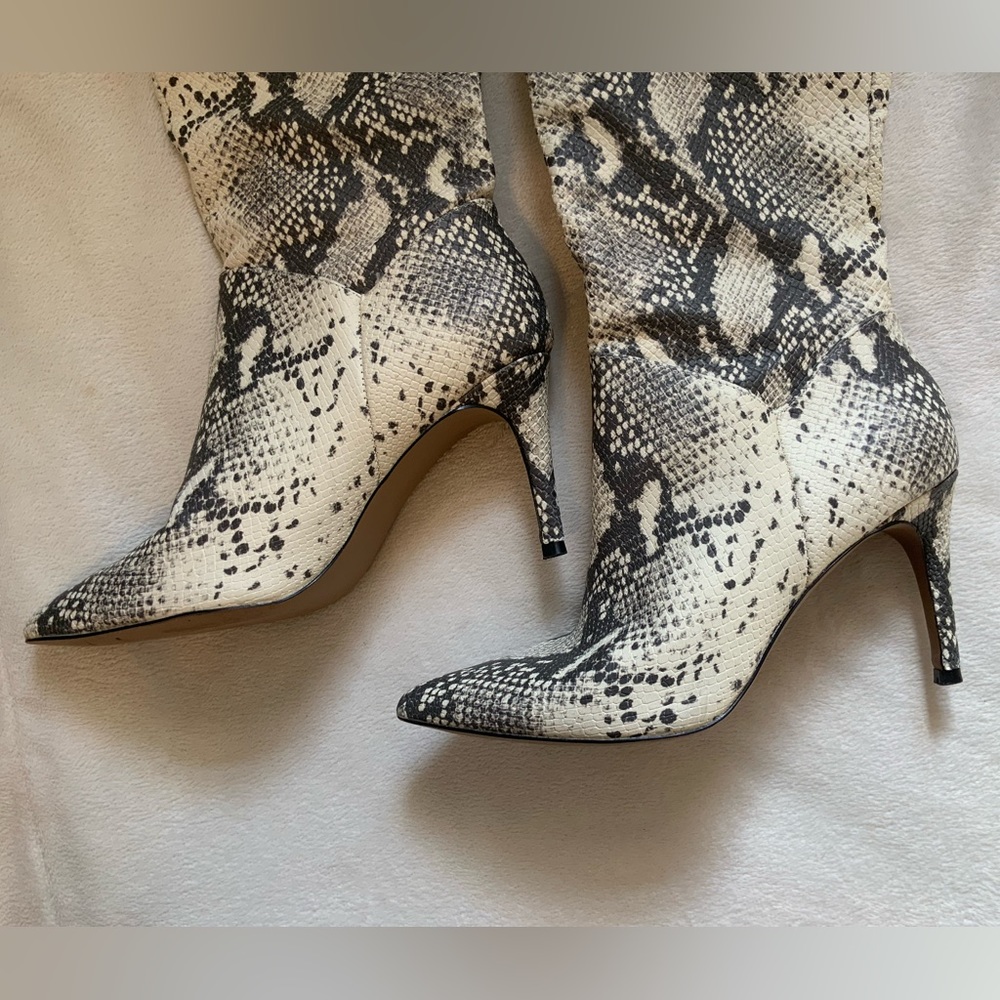 Steve Madden “Kinga” Snake Boots Women’s Size 7.5 View 6